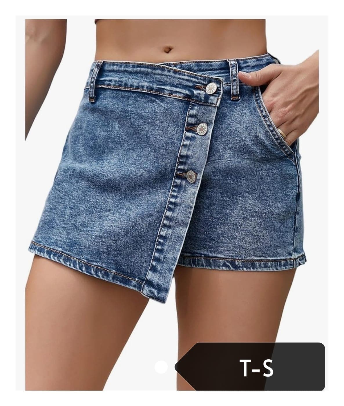 Falda short de mezclilla cruzada con botones