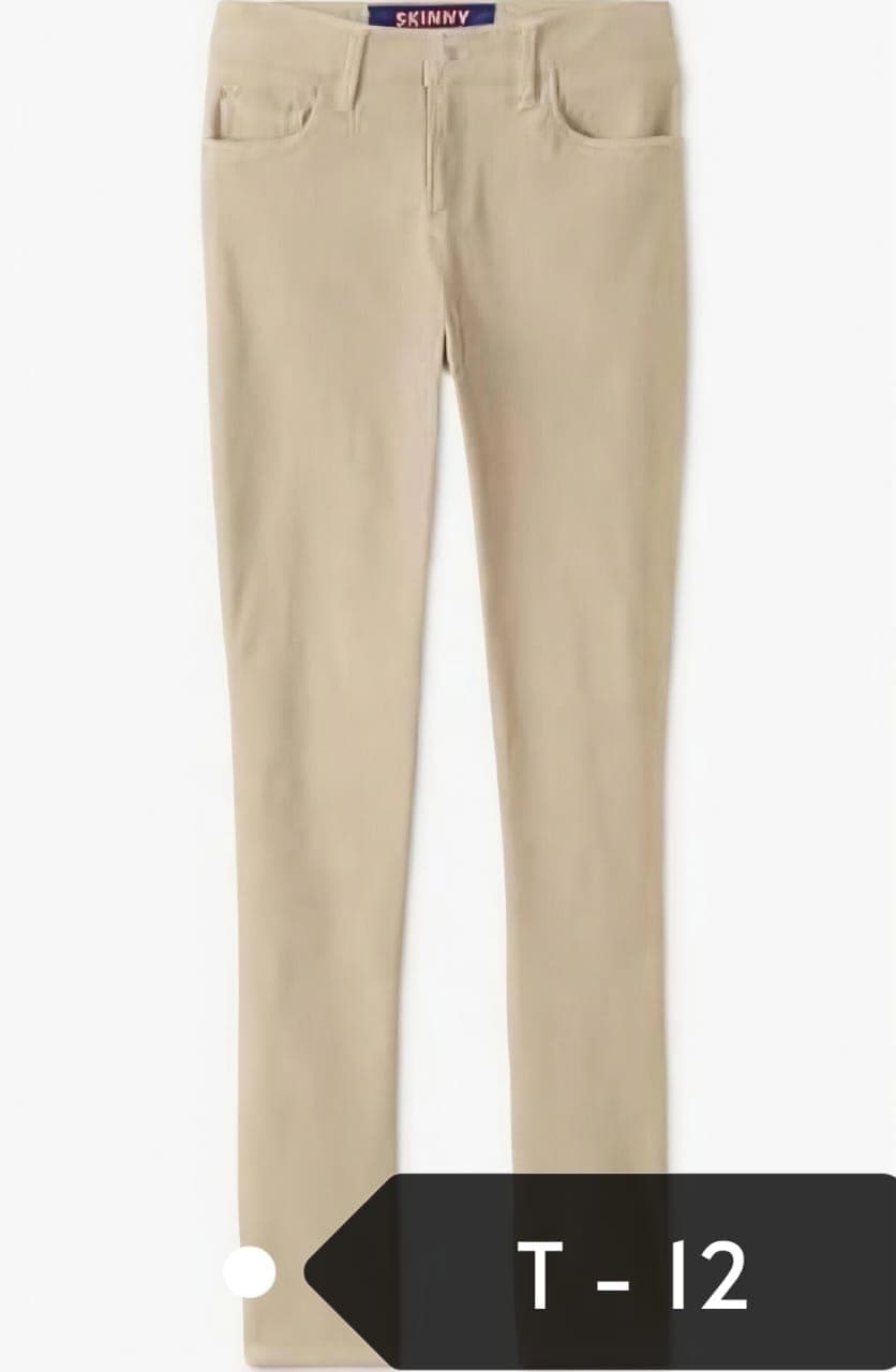 Pantalón de niño corte skinny con bolsillos